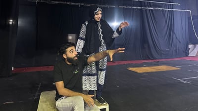 انتهت الأربعينية وعاد مسرح كربلاء.. “تل اللحم” أبطالها مكفوفون (صور)