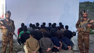 پاسەوانانی سنوور 22 کەسیان دەستگیر کرد