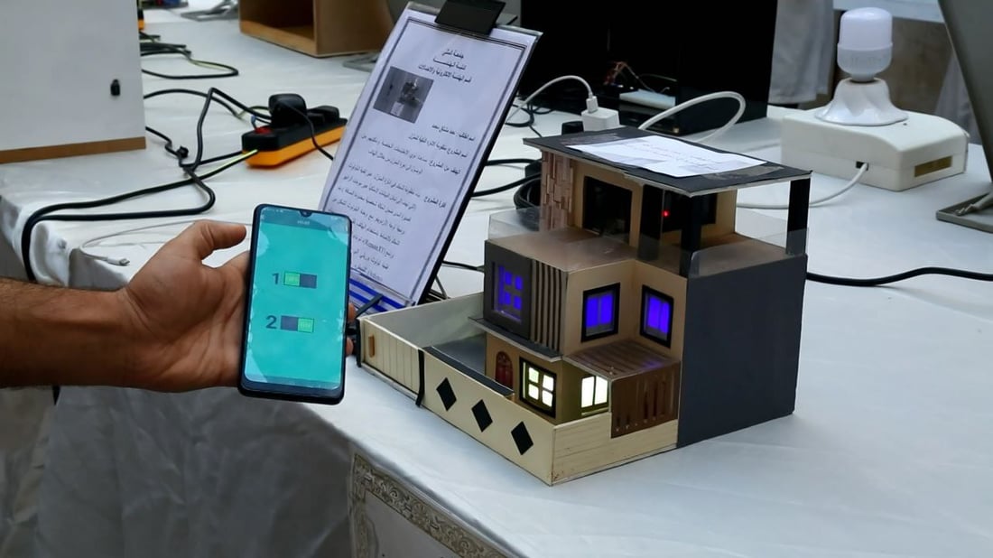 صور: طائرات مسيّرة ورادارات.. جامعة المثنى تعرض ابتكارات الطلاب و”تقطع الاتصالات”