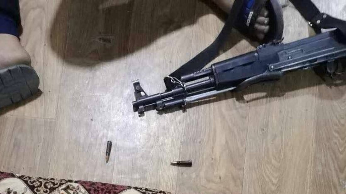 بالتزامن مع عيد الشرطة.. منتسب من مواليد 2005 ينهي حياته عن طريق الخطأ