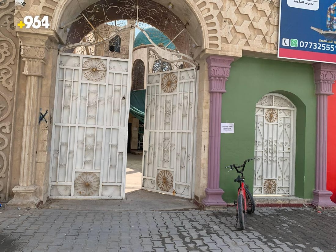 صور: أطفال الأعظمية لا يلعبون في الشوارع.. سباحة ودروس تقوية في “بيت المواهب”