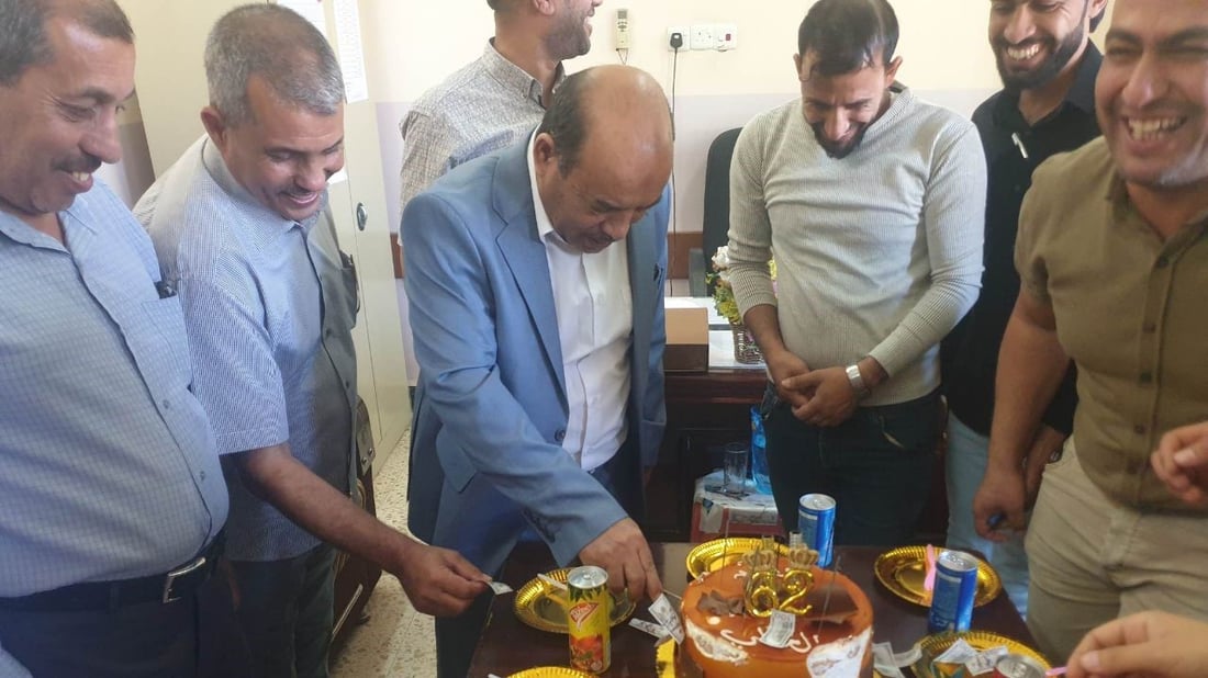 صور: حفل تكريم لشيخ المعلمين في الوركاء.. تقاعد بعد 30 عاماً من التدريس