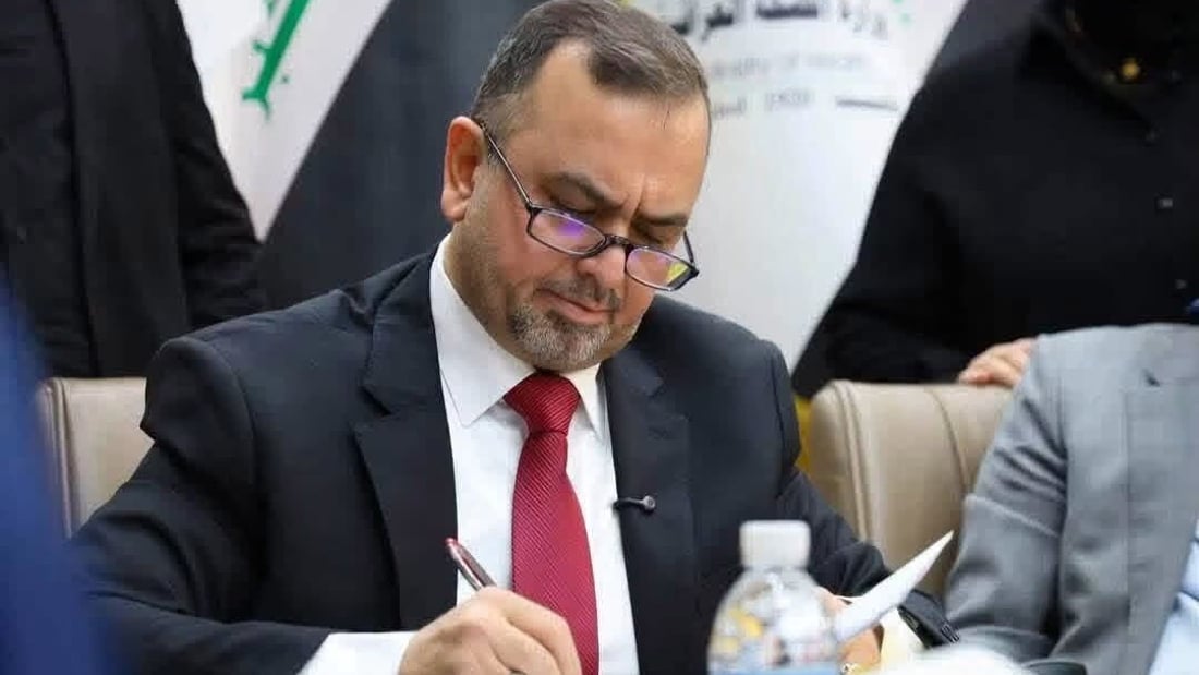 إنهاء عقد تشغيل مستشفى النجف التعليمي بقرار من وزير الصحة