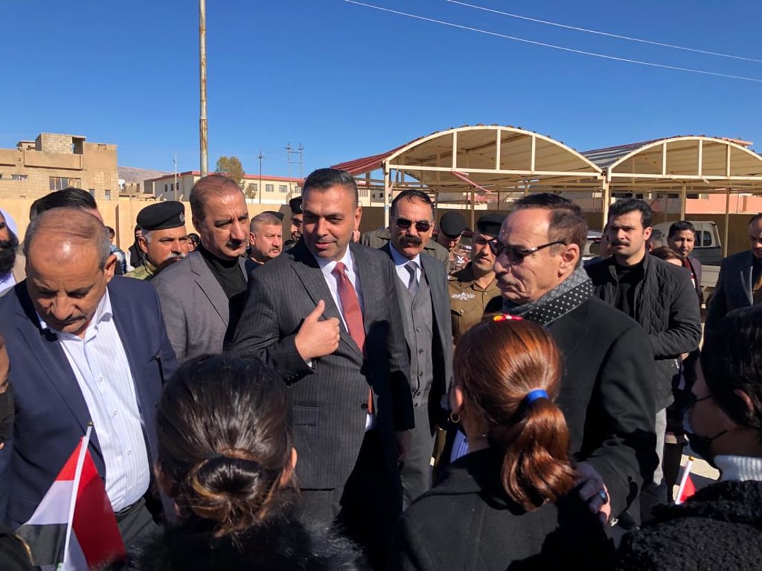 صور: المحافظ في سنجار.. والمدينة تفتح أمامه صندوق المشاكل وموانع عودة السكان