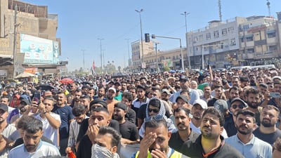 تظاهرة حاشدة لخريجي التربية أغلقت تقاطعات رئيسية في الحلة (صور)