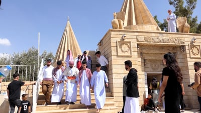 فيديو: زيارة دينية ورقص ودفوف.. مزار شرف الدين الأكبر عند الإيزديين