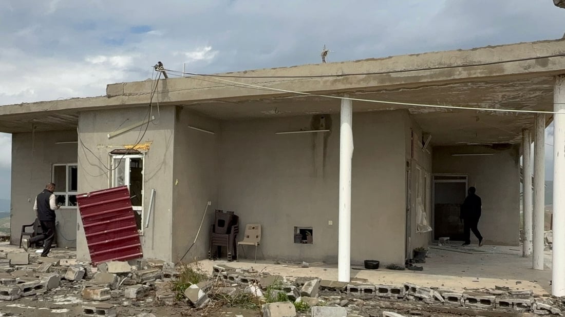 جگە لە گیان بەخشینی دوو هاوسەرەکە ماڵەکەش وێران بووە