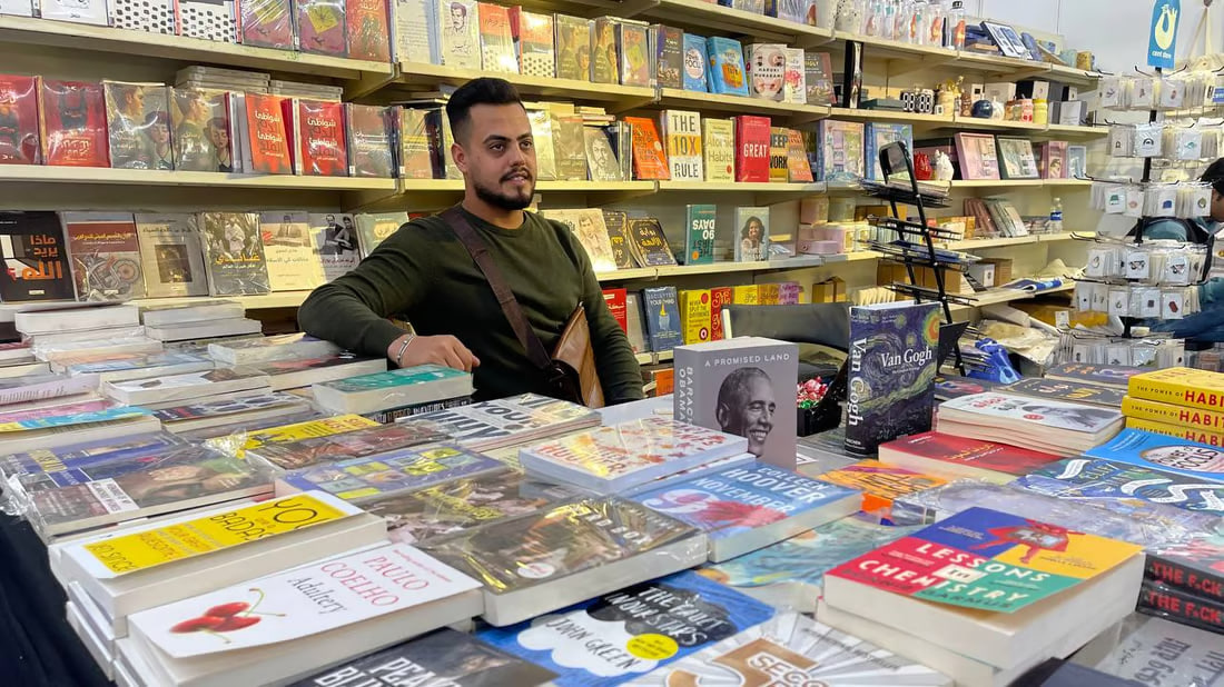 English books attract visitors at international book fair