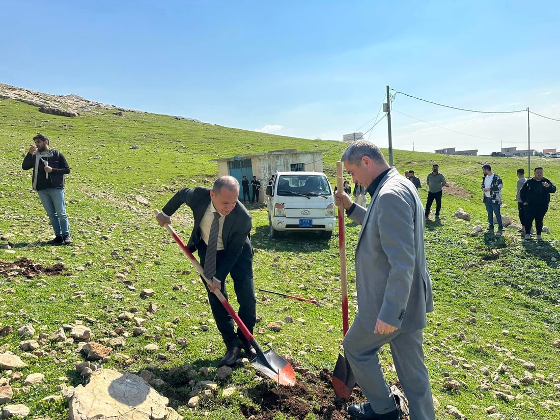 1000 شه‌تڵى به‌ڕوو و دره‌ختى دیكه‌ له‌ چیاى بێخێر ده‌چێندرێت