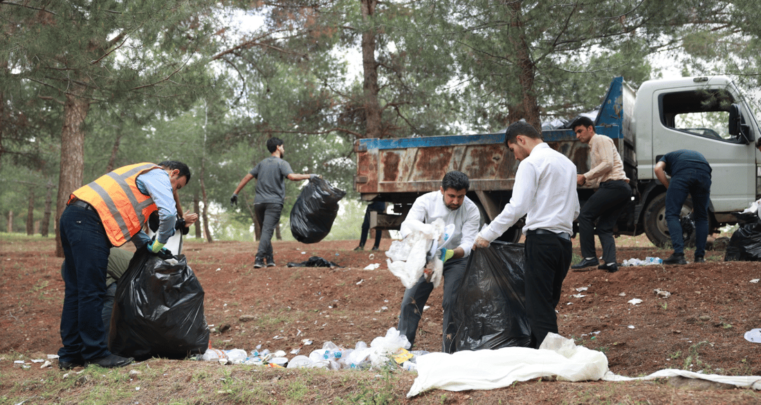 دارستانەکانی خەرەندی رەواندز لە خۆڵ و خاشاک پاککرایەوە