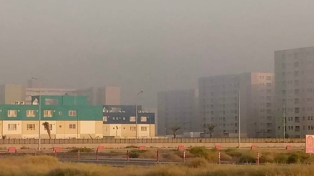 صور مخيفة: هكذا تغرق “بسماية” بالدخان ورائحة الكبريت كلّ يوم!