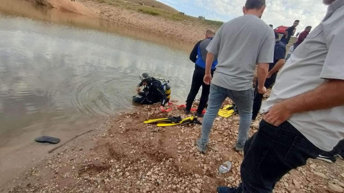 پیکابێک بە چوار سەرنشینەوە کەوتە ناو بەنداوی دەرکار