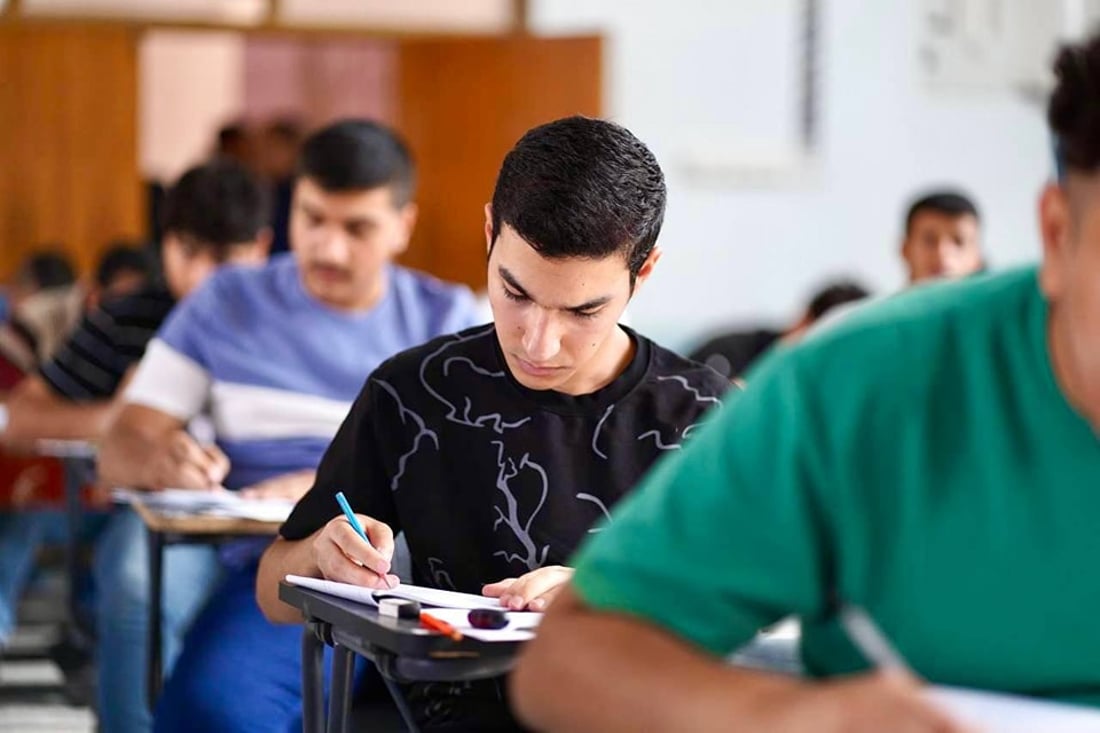 صور: وزير التربية يتفقد المراكز الامتحانية في النجف ويفتتح 8 مدارس جديدة