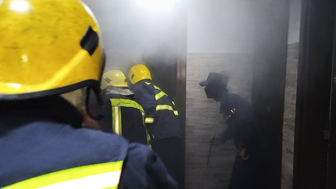 إخلاء 70 نزيلاً بعد اندلاع حريق في فندق بشارع العلقمي وسط كربلاء