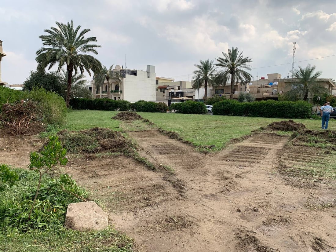 فيديو: نقاشات بين الأهالي والبلدية لمنع تحويل “حديقة الدفلة” الى مقهى