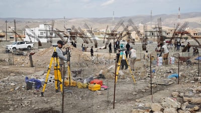 Sinjar excavation of mass graves underway to recover remains of ISIS victims