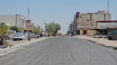 رجاءً توقفوا عن عادة “رشّ الشارع”.. سامراء تتسلم التبليط الجديد (فيديو)