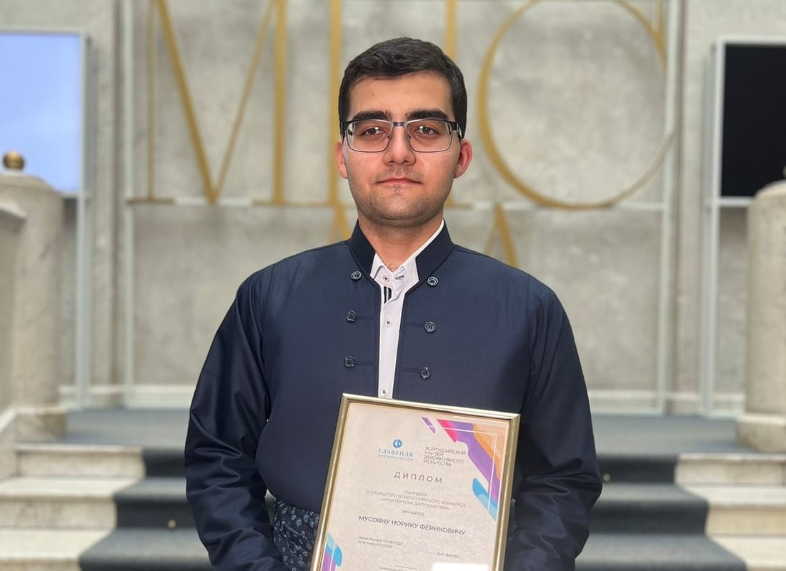 گەنجێکی کورد پلەی یەکەمی لە نیگارکێشی تەلارسازیی رووسیا بەدەستهێنا