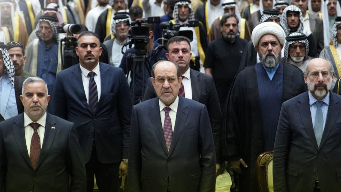 المالكي والسوداني “ادهشني ادهشني”.. خفض رواتب الضباط ودمج النواب فوراً