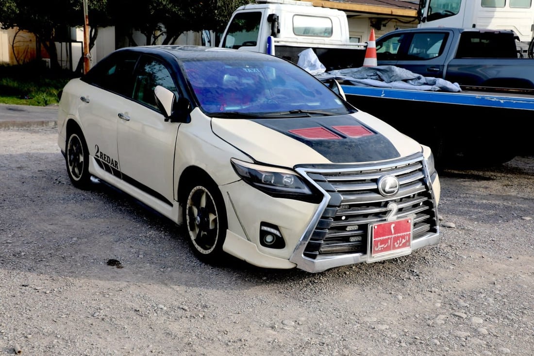 أربيل تصادر أشهر تكسي في المدينة.. “ملك الجمبزة” كان يستعرض وسط الشارع (صور)