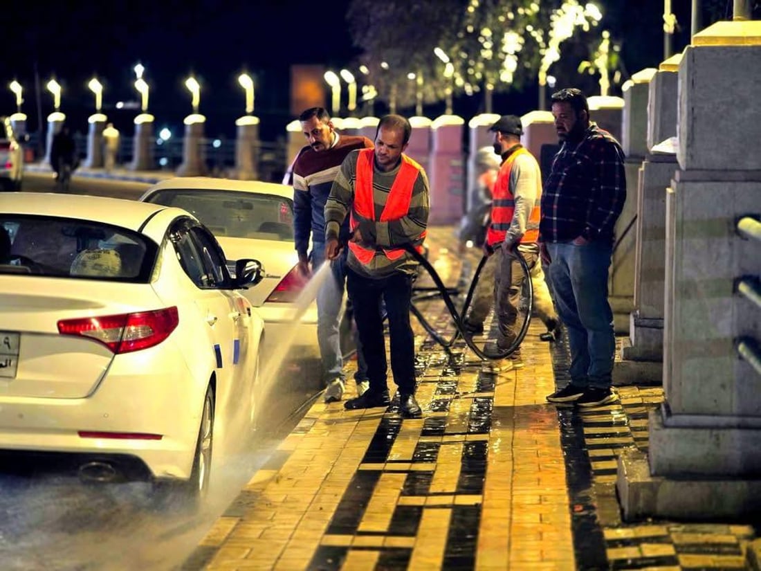 صور من النعمانية.. كوادر البلدية أمضت الليل في غسل الشوارع