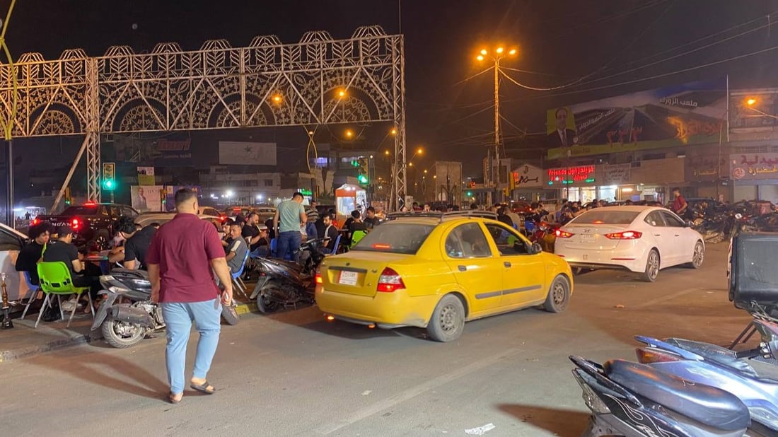 تنام بغداد وهي لا تنام.. الكسرة تجبر “فالح أبو العمبة” على السهر حتى الصباح (صور)