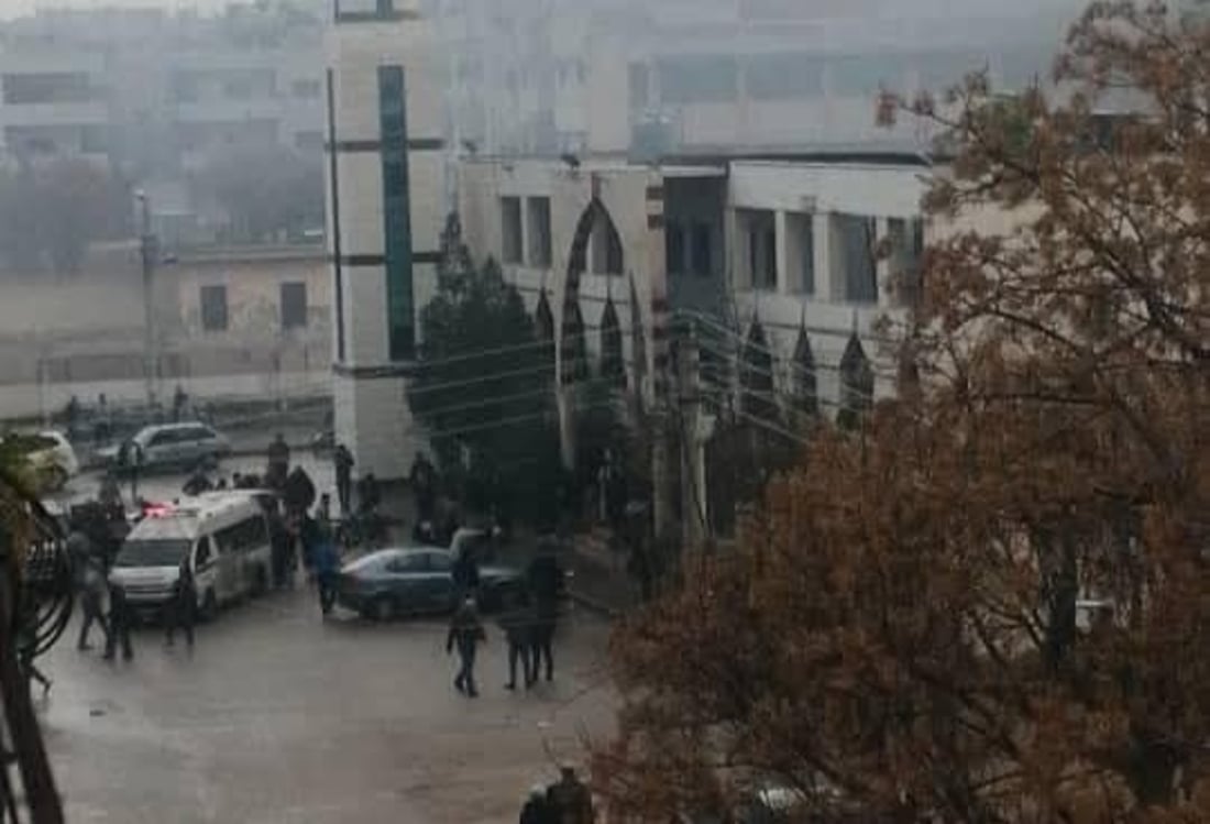 انفجار داخل مسجد الإمام علي في مدينة حمص السورية