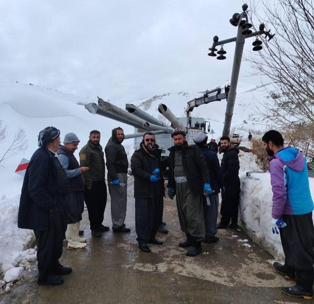 لە شارباژێر بەفر و باوبۆران 60 عەمودی خست