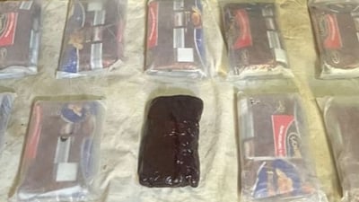 بالجرم المشهود.. اعتقال تاجر مخدرات بحوزته 5 كغم من “الحشيشة” في البصرة