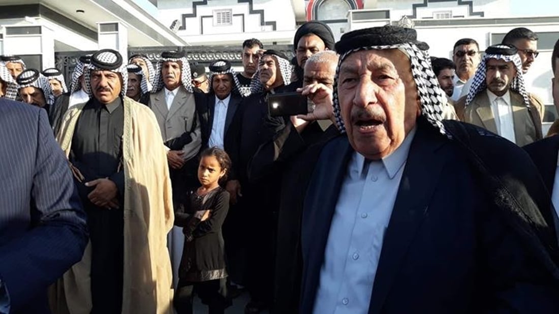 وجبة الغداء ممنوعة.. شيخ الجبور يمنع حضور مجالس العزاء قبل الظهر
