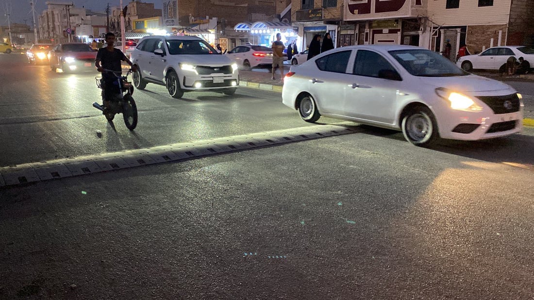 صور من الناصرية: مطبات الشوارع ترهق السواق لكن الأهالي يريدونها لحماية أطفالهم