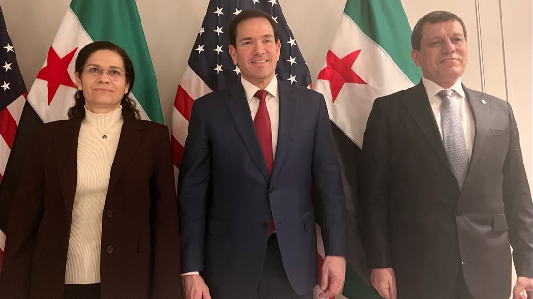 مەزڵوم عەبدی و ئیلهام ئەحمەد لەگەڵ وەزیری دەرەوەی ئەمریکا کۆبوونەوە