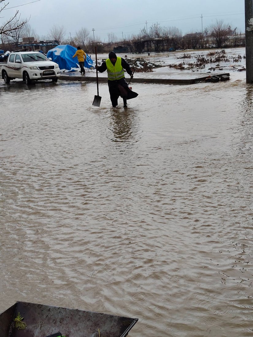 زوو فریاکەوتن و نەیانهێشت لافاو لە ناحیەی ژاراوە دروستبێت