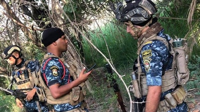 قوة عراقية تدخل سوريا وتعتقل مطلوبين دولياً (صورة)