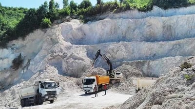 ژینگه‌ى چیاى مامه‌نده‌ و چه‌ند شوێنێكى سنوورى پشده‌ر ده‌شێوێندرێن