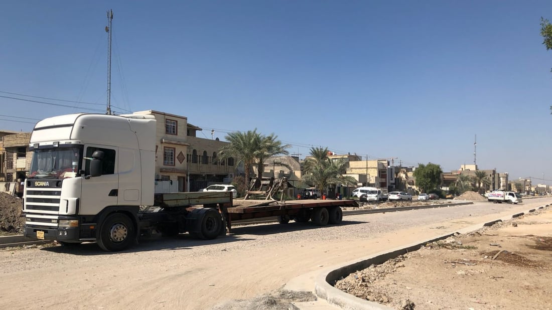 “صبة رصيف فقط” خلال عام!.. صور من مشروع شارع الرفاق “البطيء” في بغداد