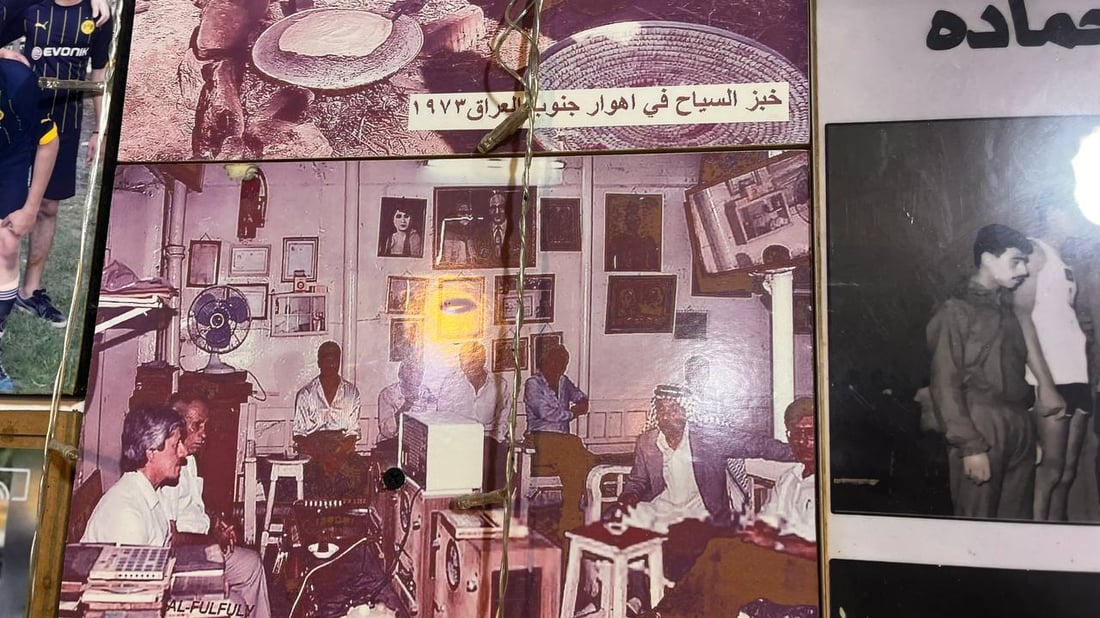 مقهى سمير يتابع “التطورات” عبر وتساب.. بعض ما يجري في “البصرة العثمانية”