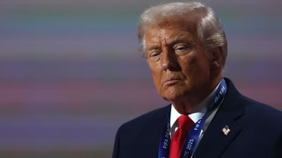 ترامب يقرر تمديد وقف إطلاق النار “حتى يتفق الإيرانيون فيما بينهم”