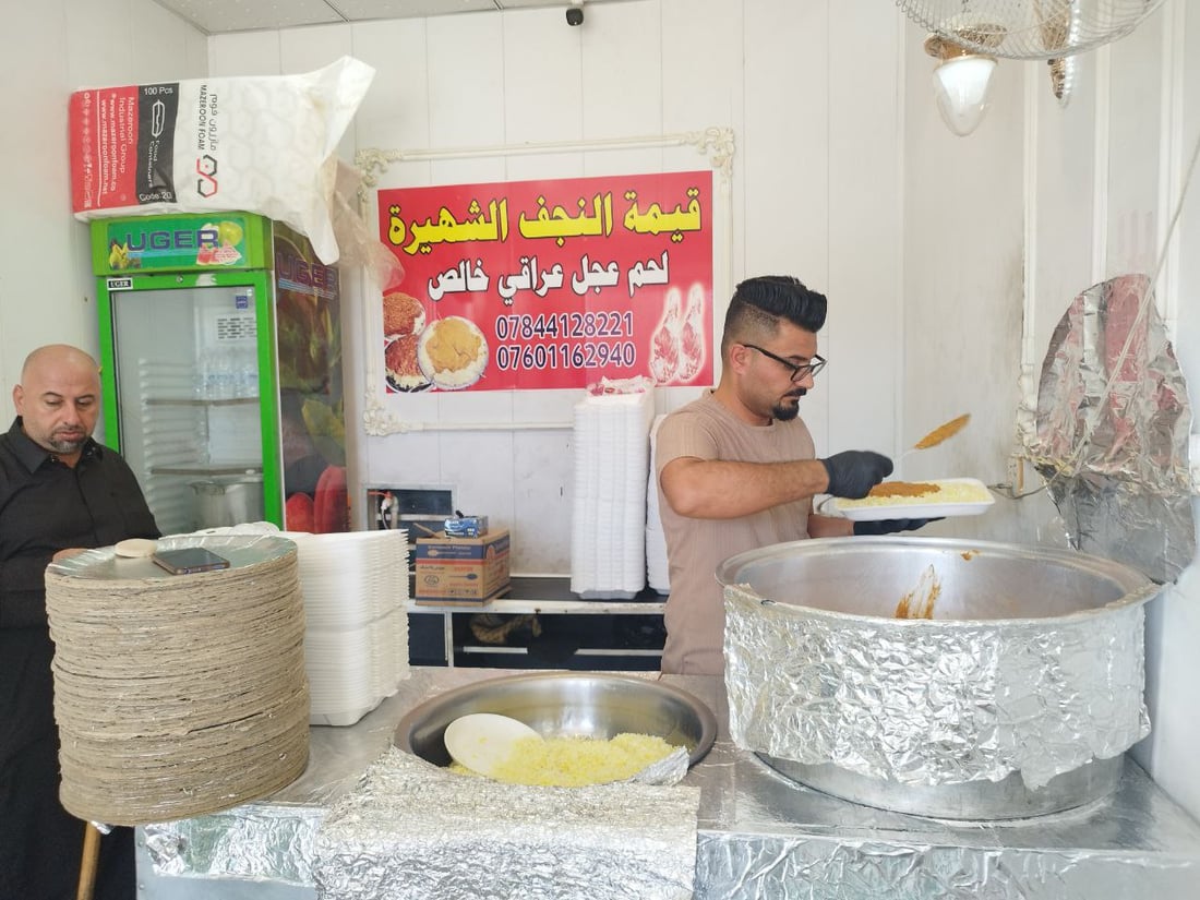 صور: مواكب الحلة تطلب القيمة النجفية بالدليفري.. توزع مجاناً على العوائل (صور)