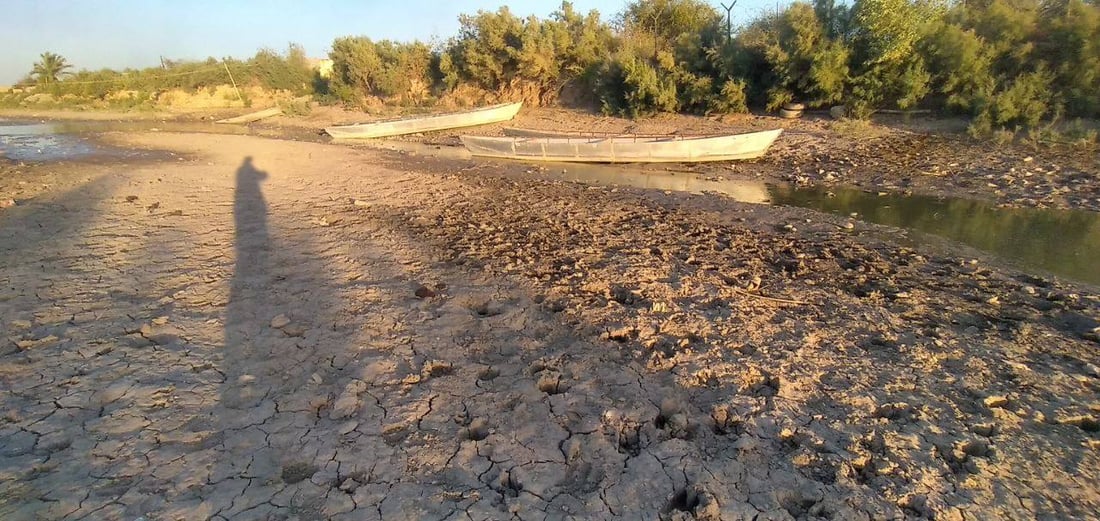 ميسان: “مشاحيف” بلا ماء في نهر “أم الطوس” وعوائل “بني هاشم” ستهاجر (صور)