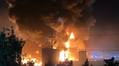 زیاتر لە سێ کاتژمێرە ئاگر بەردەوامە