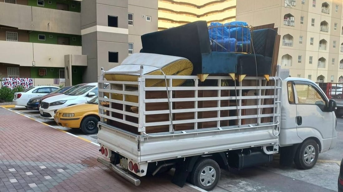 دخول الأثاث والمواد ممنوع إلا بموافقة خطية.. قرار جديد من إدارة بسماية (صور)