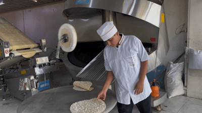 تەکنەلۆجیا خۆی خزاندە ناو نانەواخانەکانیش؛ ئامێرێک کاری چەند کەسێک دەکات