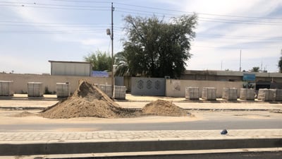 اختفى بين الصبات 20 عاماً.. أهالي حي العامل ينتظرون إخلاء مركز الشباب من الشرطة