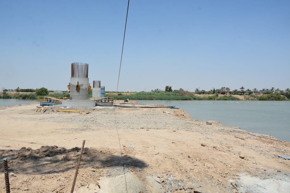 صور: جسر على دجلة سيربط الإسحاقي بسامراء والعمل “يتسارع”