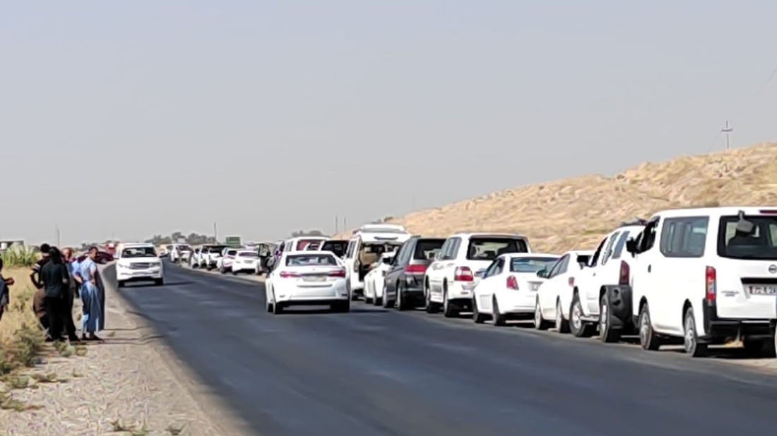 بەبێ مۆڵەتى شۆفێرى نابێت لە سەرەى بەنزیندا بوەستن