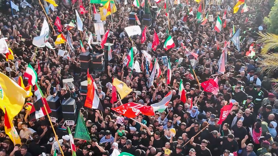 كربلاء تنتظر جثمان خامنئي.. التشييع ينطلق من شارع “المهندس” نحو الحرمين