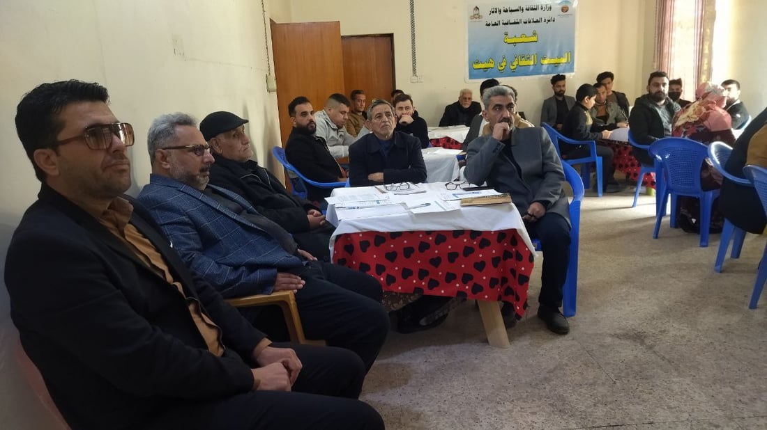 صور: شباب هيت يناقشون قانون مجالس المحافظات ويقترحون تعديل فقرتين
