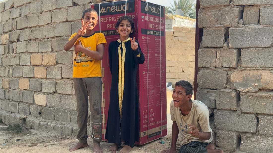 عراقيو السويد تأثروا.. التعداد يفتح المعونات للشاب كرار (صور)