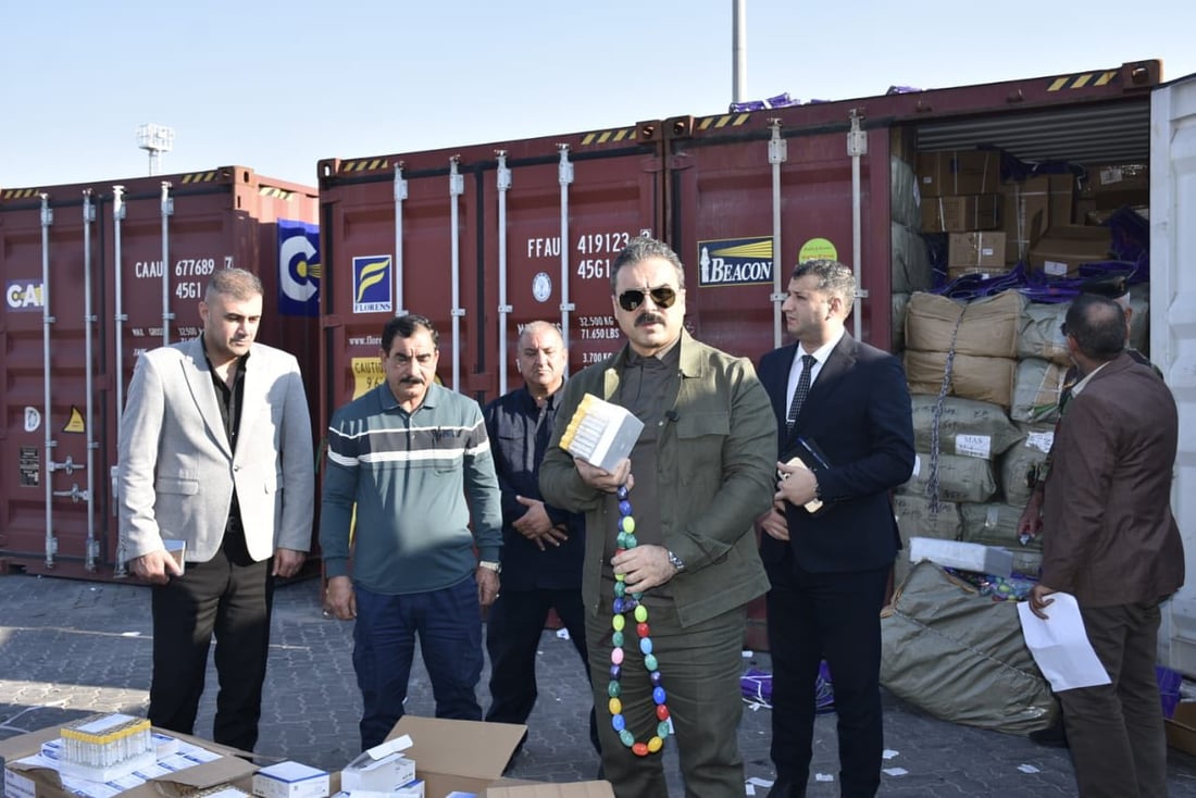 مخبأة خلف أقمشة.. إحباط تهريب أدوية ومستلزمات طبية عبر ميناء أم قصر